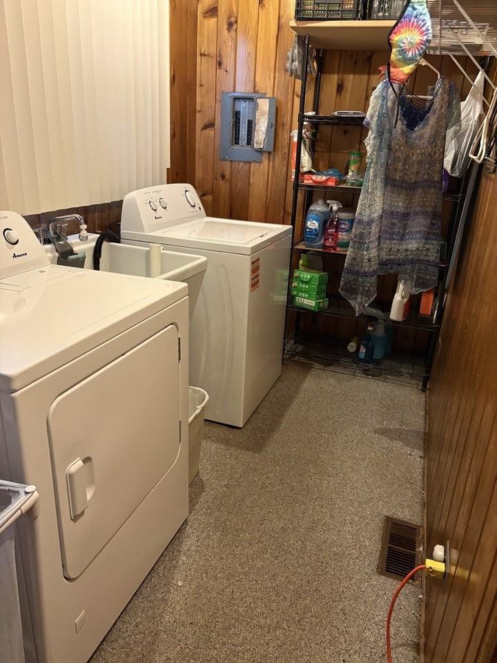 980 County Line Rd - Photo 5 of 6