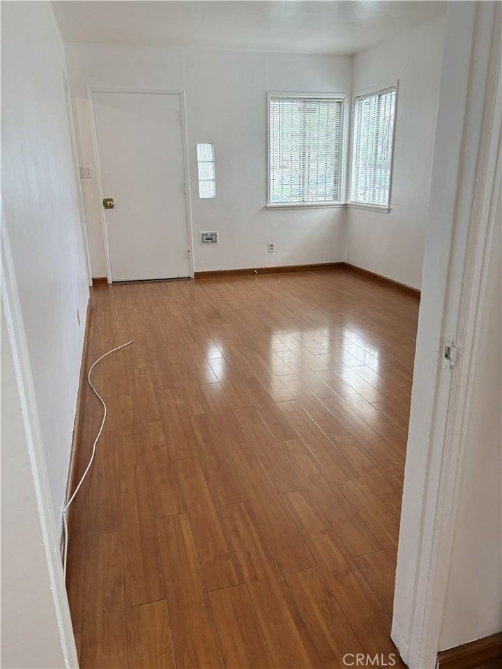 1715 W Olympic Blvd - Photo 3 of 6