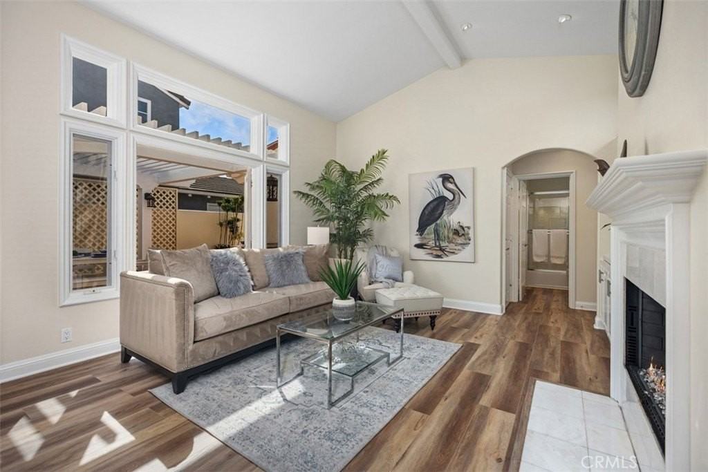 236 Via Eboli - Photo 7 of 39