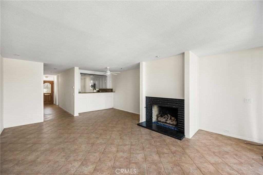 3965 Aladdin Dr - Photo 7 of 42