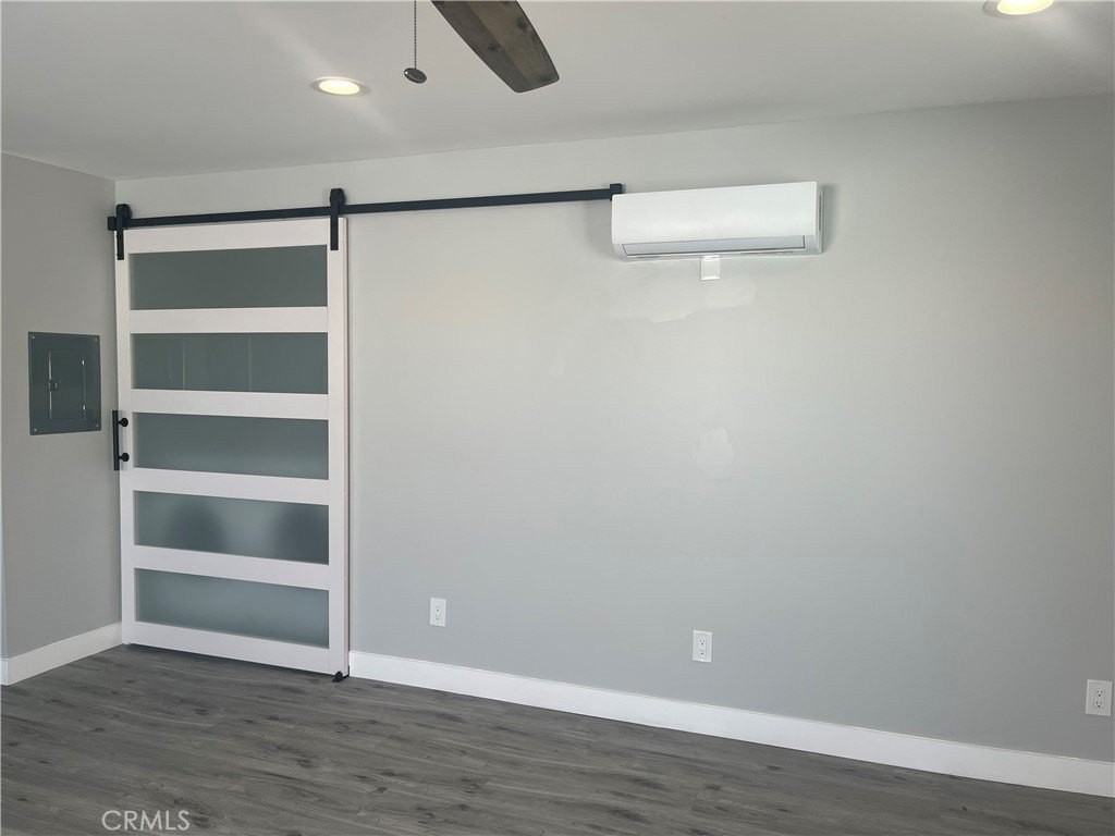 10840 Van Ruiten St - Photo 5 of 13