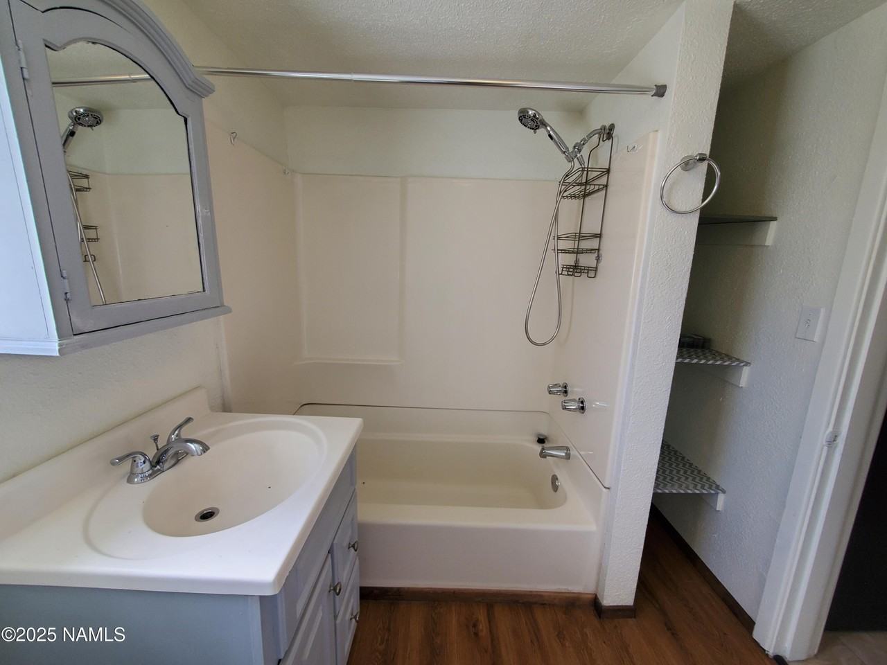 515 S O Leary St - Photo 6 of 29