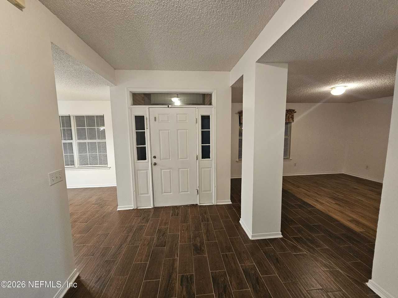 2719 Taylor Hill Dr - Photo 2 of 28