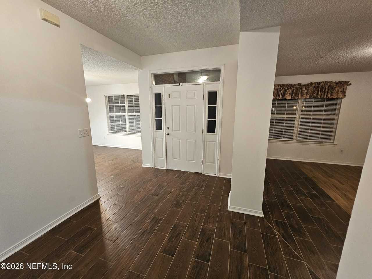 2719 Taylor Hill Dr - Photo 4 of 28