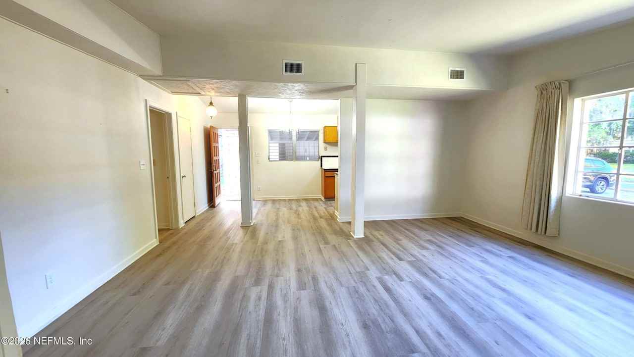 5532 Keystone Dr S - Photo 2 of 18