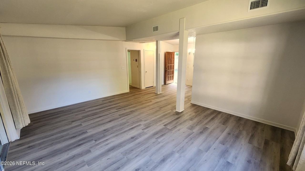 5532 Keystone Dr S - Photo 7 of 18