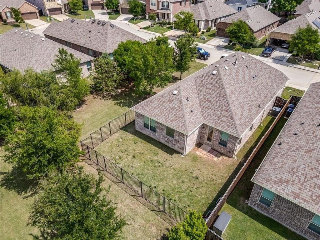 8089 Rabbit Dr - Photo 2 of 37