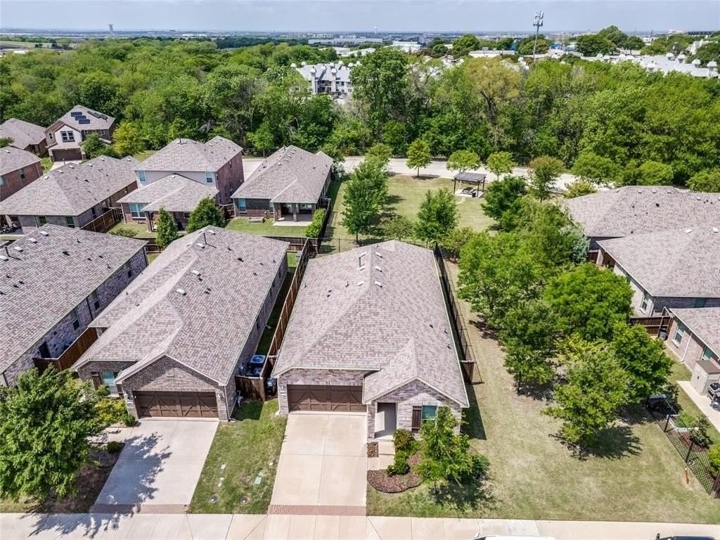 8089 Rabbit Dr - Photo 3 of 37