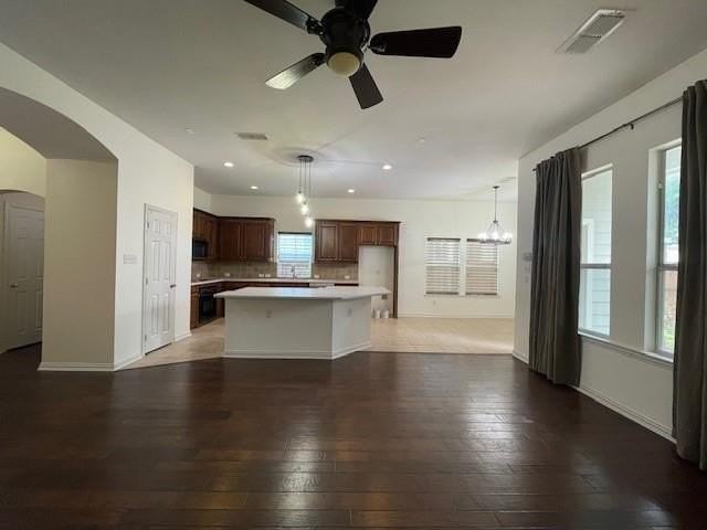 8525 Hudson St - Photo 5 of 24