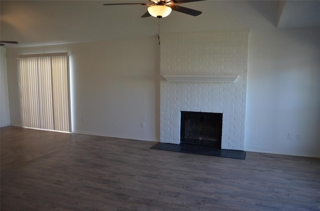 4110 Green Acres Cir - Photo 2 of 6