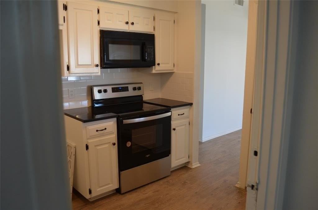 4110 Green Acres Cir - Photo 4 of 6