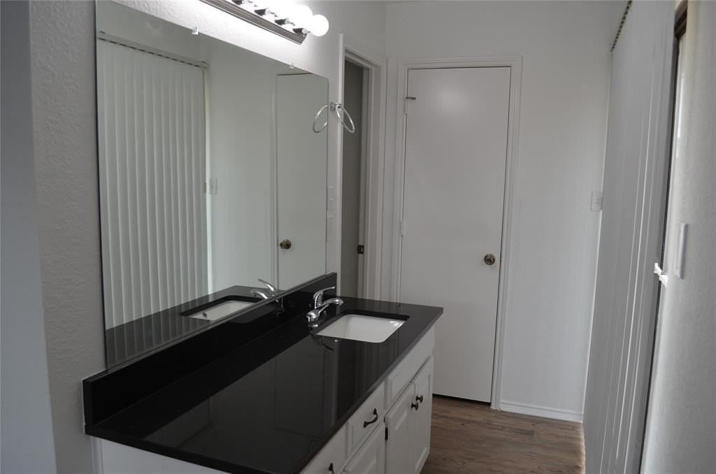 4110 Green Acres Cir - Photo 6 of 6