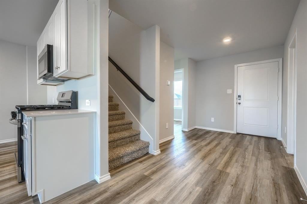 249 Cal Ford Dr - Photo 4 of 28