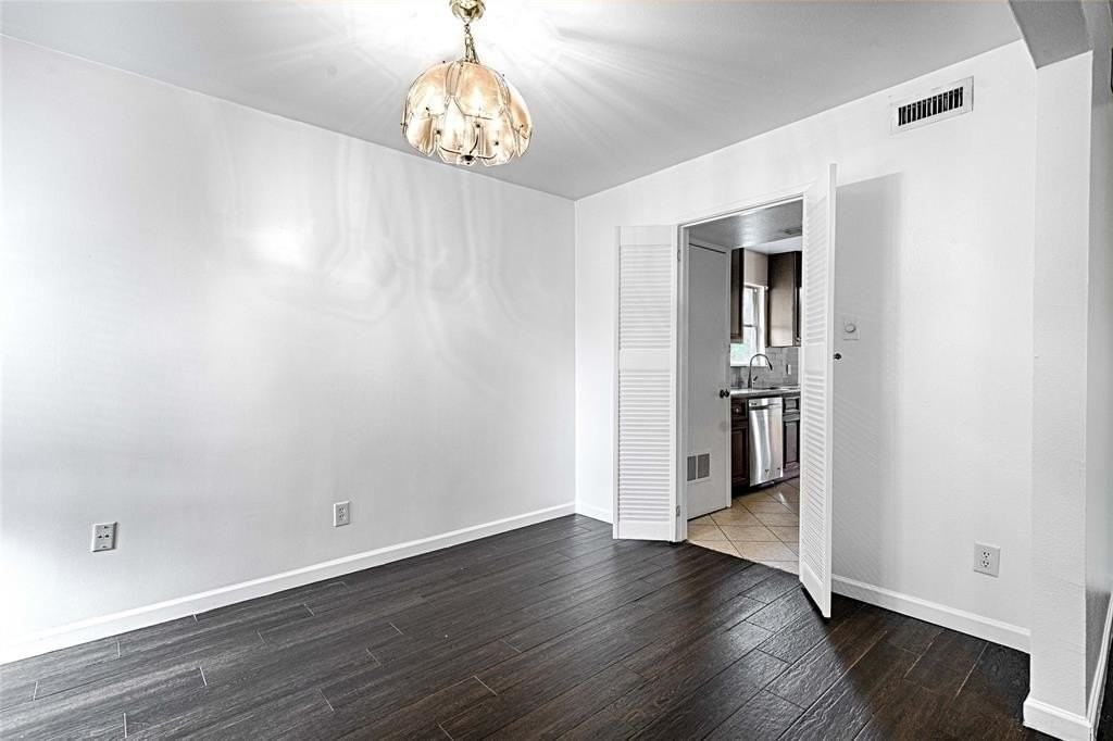 3731 Truesdell Pl - Photo 7 of 29