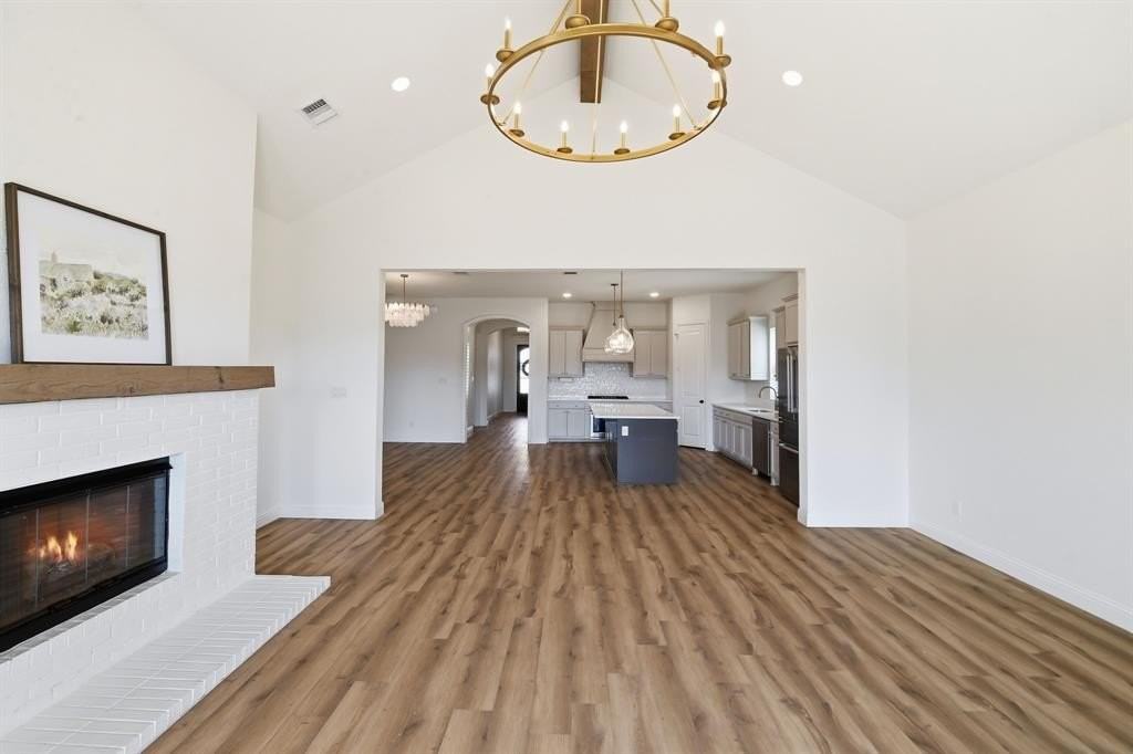 256 Observation Dr N - Photo 6 of 36