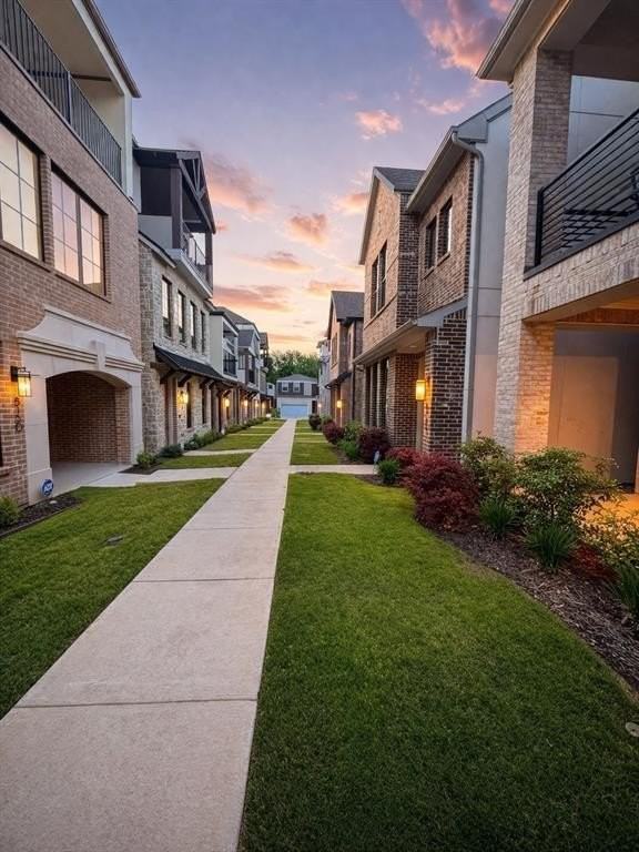 8117 Ardmore Ct - Photo 3 of 13