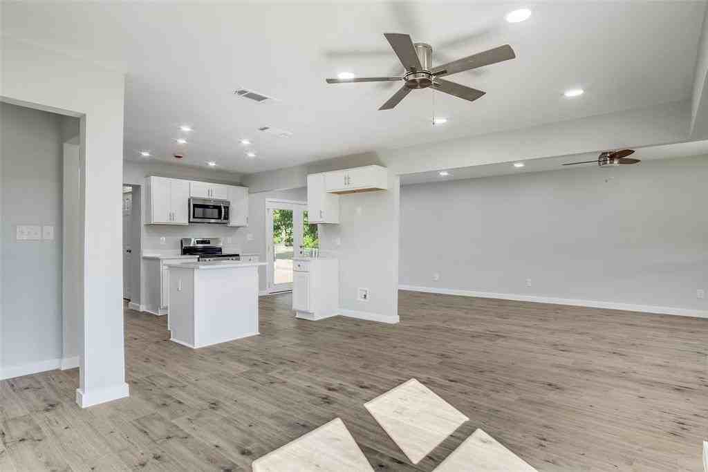 107 N Cherry Ln - Photo 6 of 25