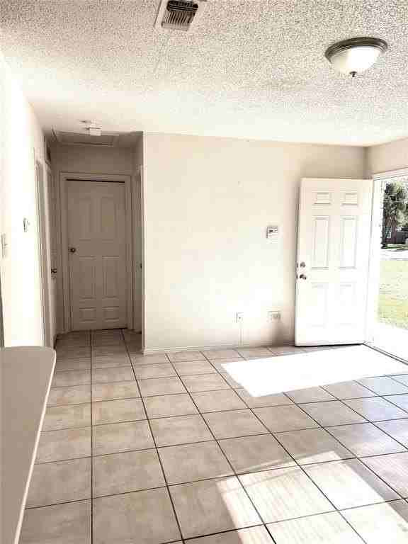 3848 Waldorf St - Photo 6 of 7