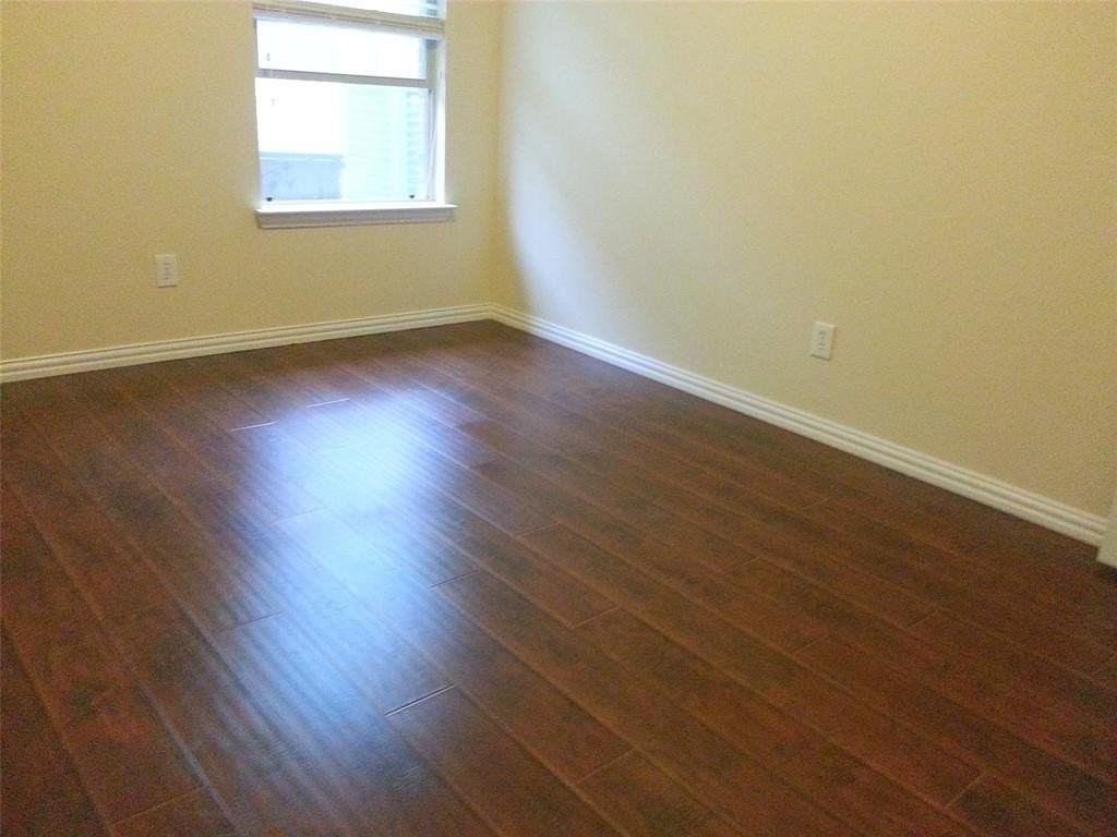 2209 Sun Creek Dr - Photo 6 of 20