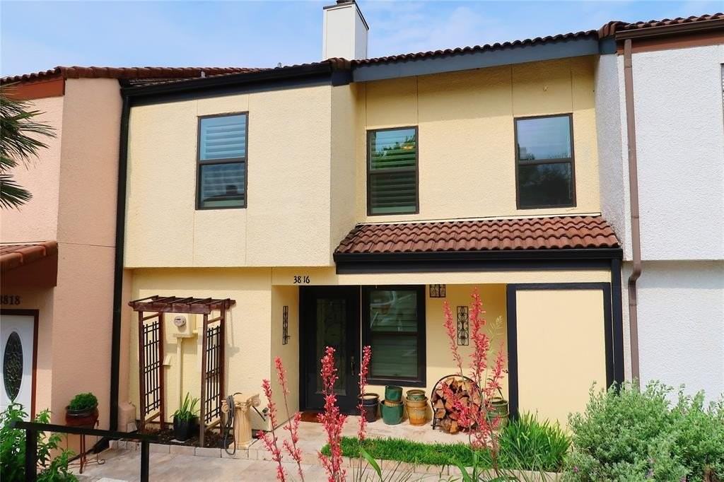 3816 Mediterranean St - Photo 3 of 33