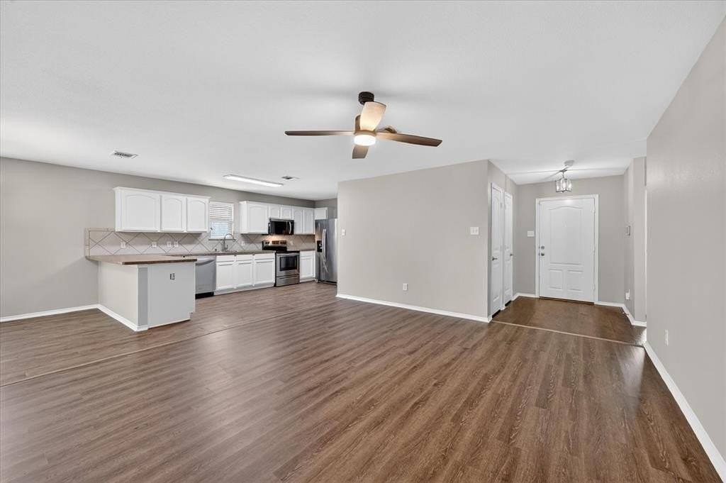 3304 Glenmore Dr - Photo 7 of 29