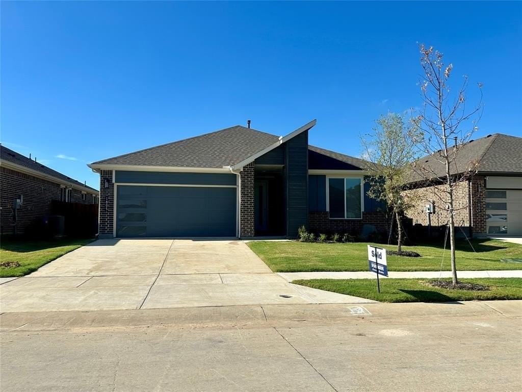 1805 Woodpecker St - Photo 5 of 40