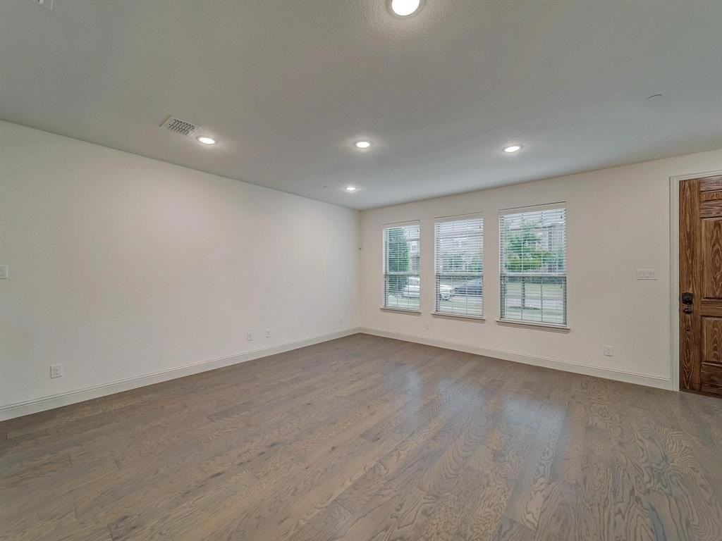 7228 Sideoats Gama St - Photo 4 of 25