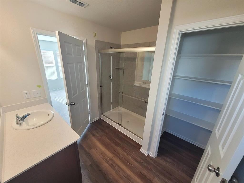 16029 Pemberly Way - Photo 7 of 19