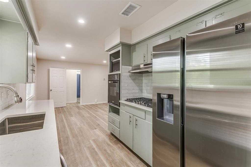 5631 Dent Rd - Photo 6 of 19