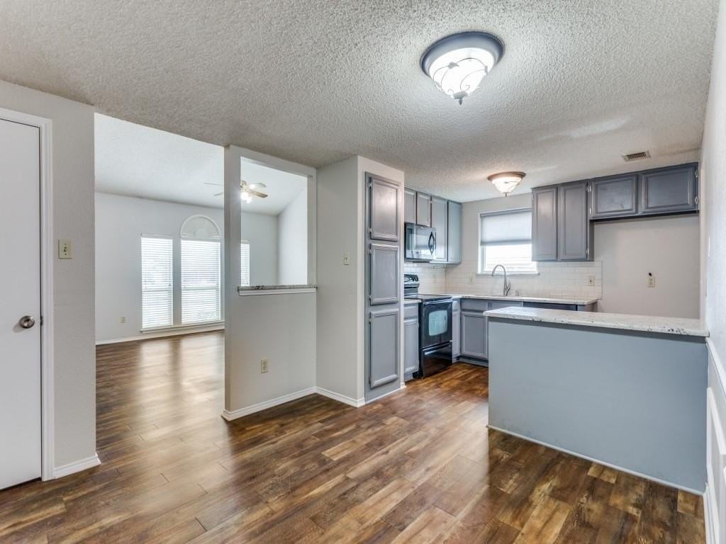 7124 Summerset Dr - Photo 5 of 25