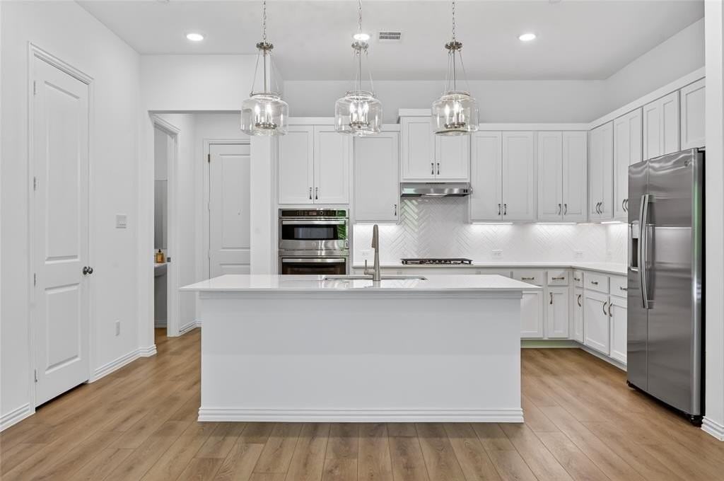 1163 Doris May Dr - Photo 5 of 28