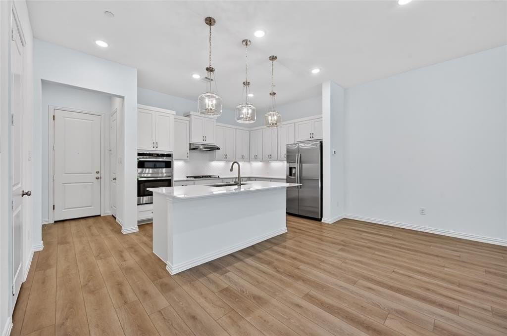 1163 Doris May Dr - Photo 6 of 28