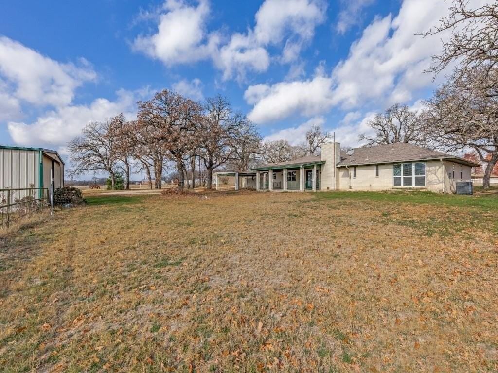 7335 Reed Rd - Photo 3 of 36