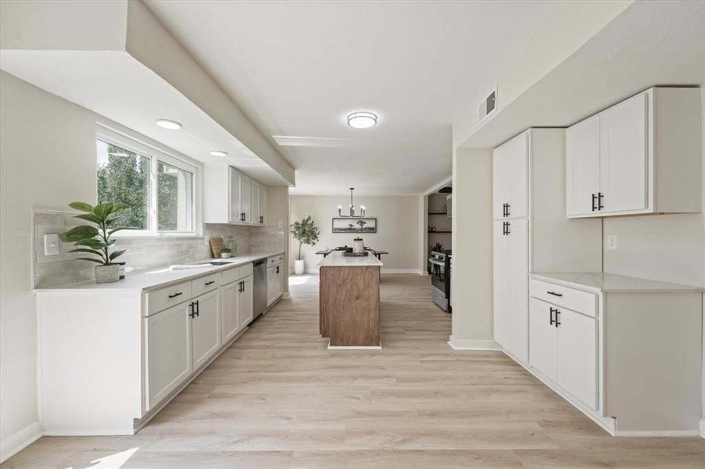 2905 Lakewood Dr - Photo 5 of 16