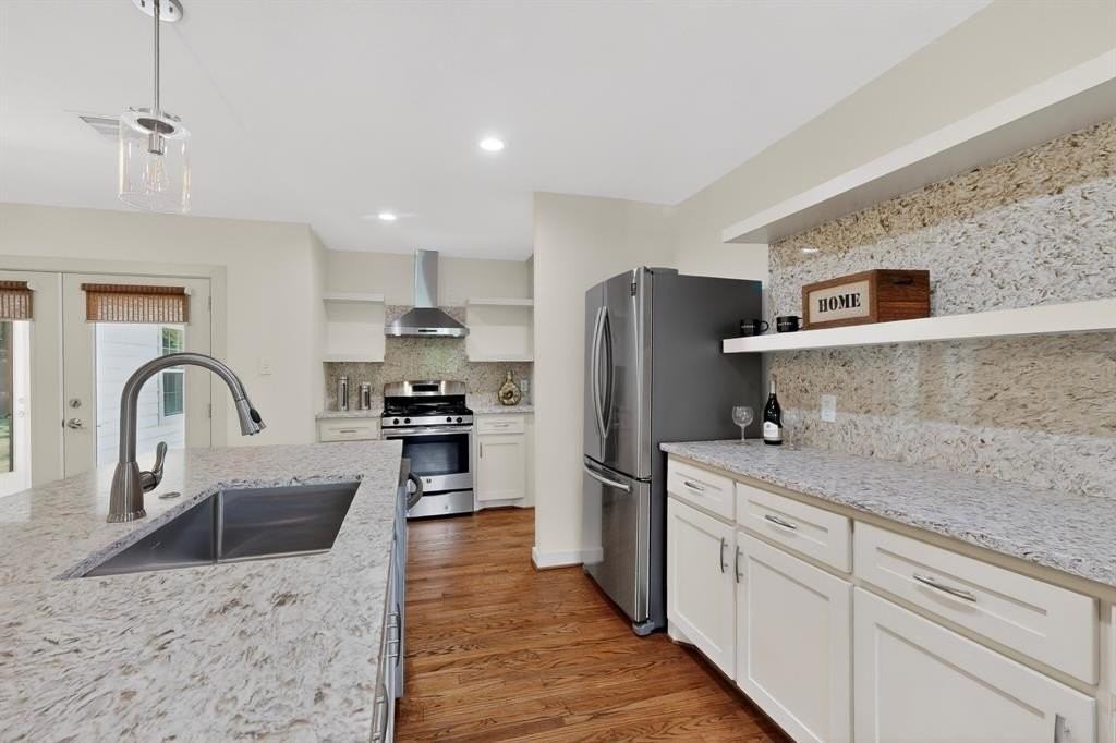 10314 Baronne Cir - Photo 7 of 29