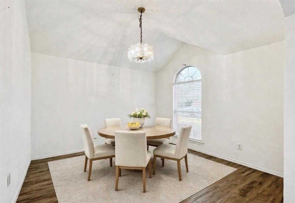 12002 Biloxi Dr - Photo 6 of 38