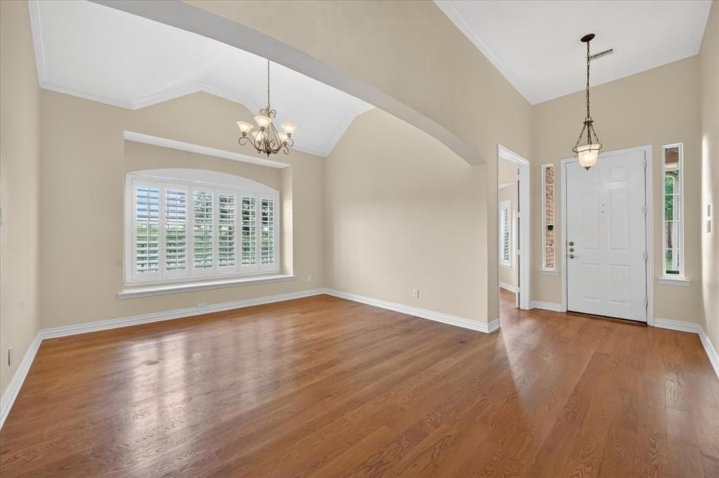 3500 Christopher Ln - Photo 5 of 25