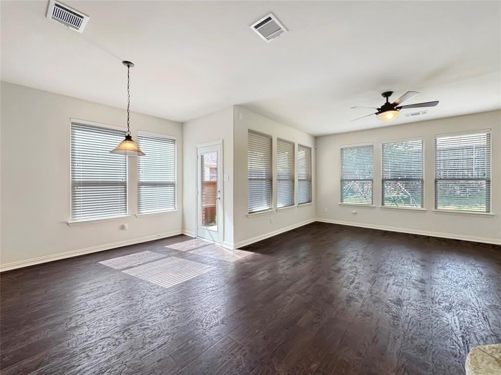 5212 Fringetree Dr - Photo 4 of 19