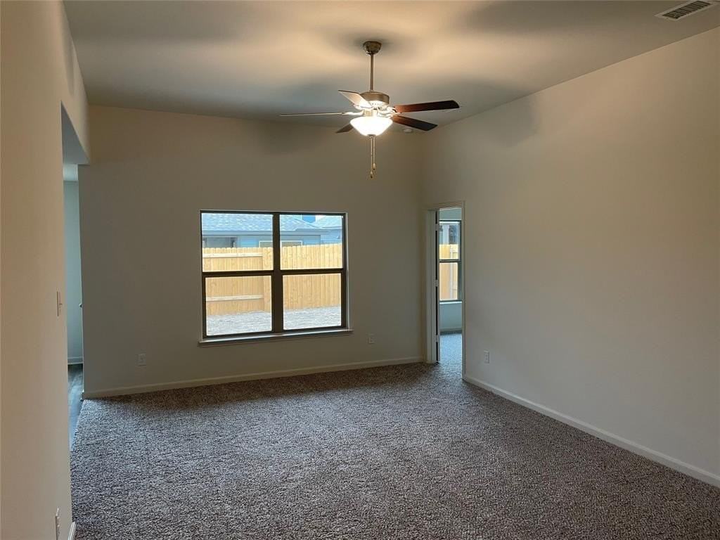 13613 Mineral Rd - Photo 4 of 20