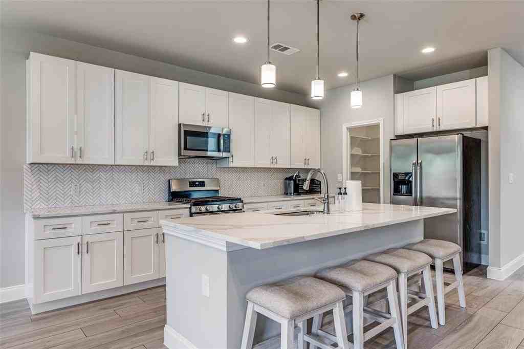 1415 Diceman Ave - Photo 6 of 20