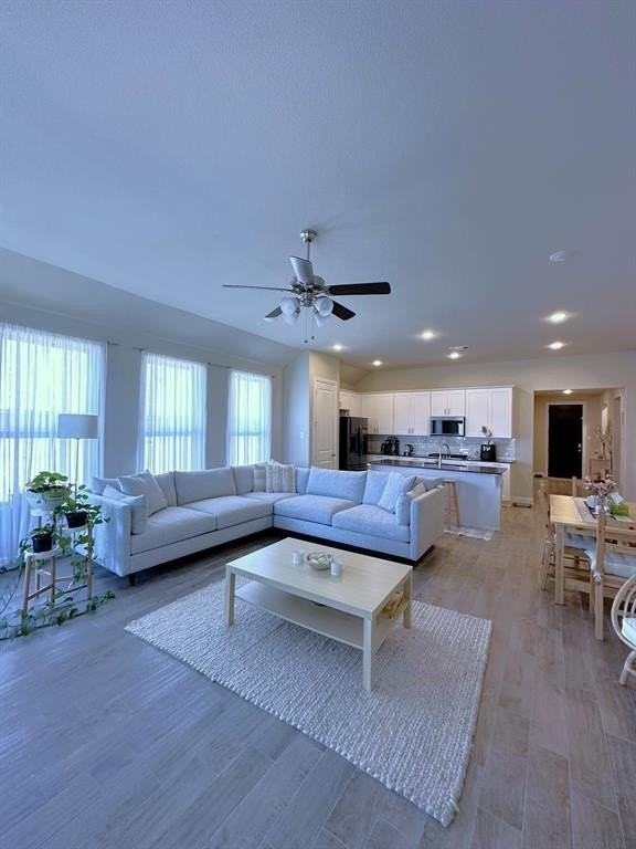 9632 Staffordshire Rd - Photo 7 of 23