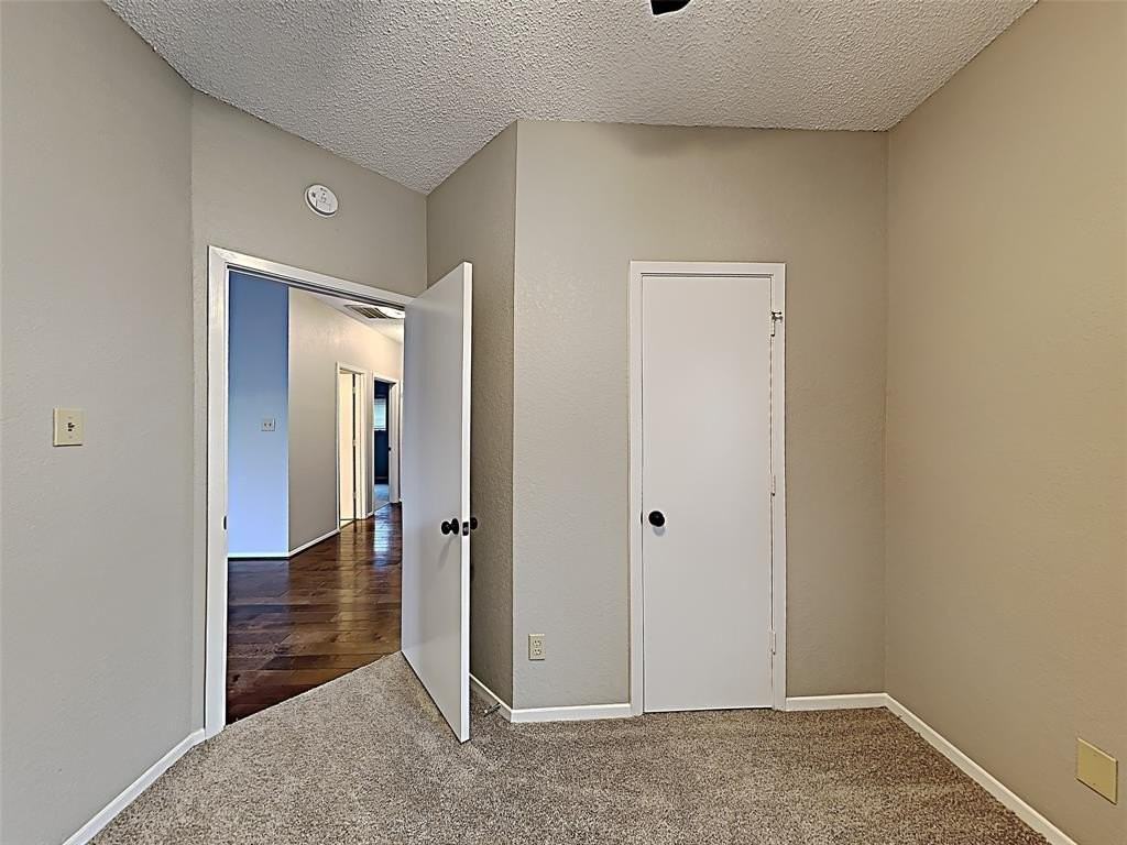 7764 Creekview Dr - Photo 6 of 15