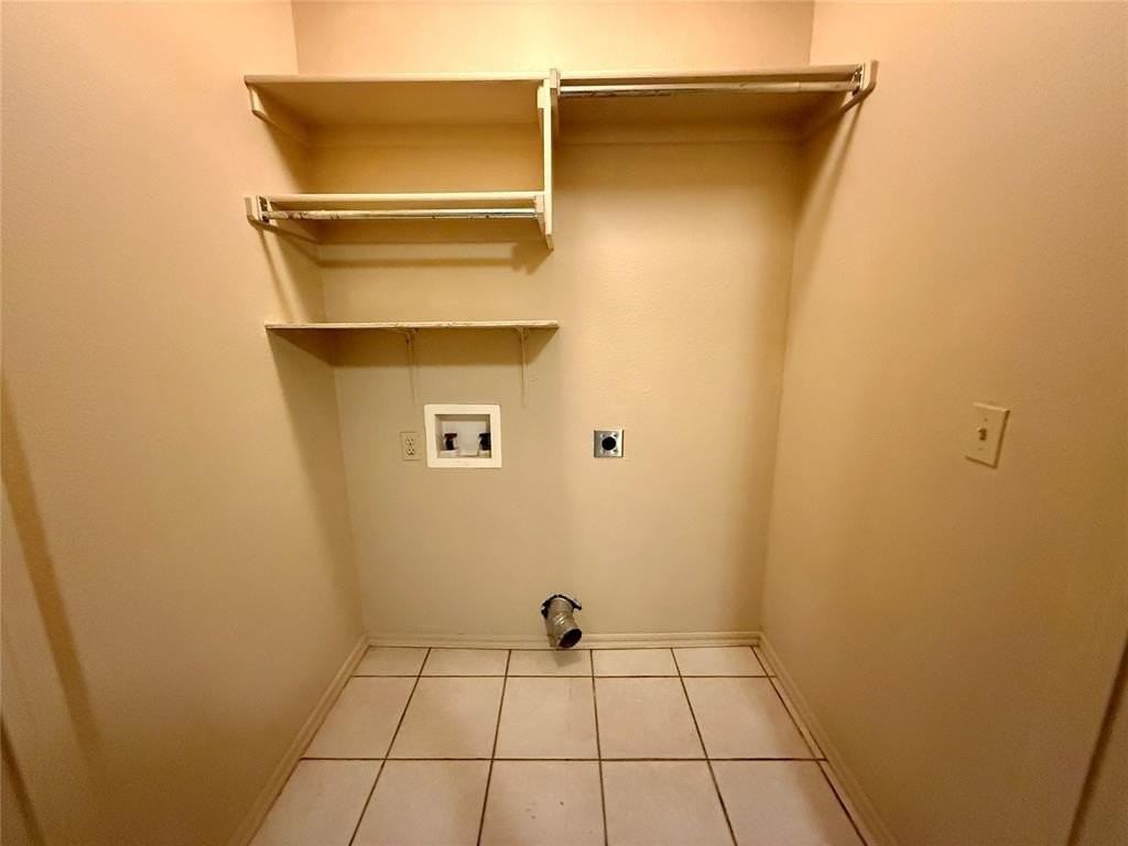 5 Lombardy Pl - Photo 5 of 14