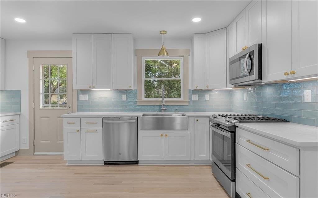 4812 Bromfield Ave - Photo 6 of 42