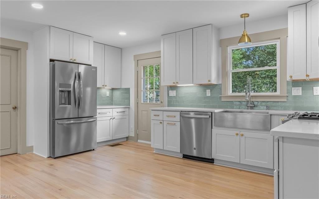 4812 Bromfield Ave - Photo 7 of 42