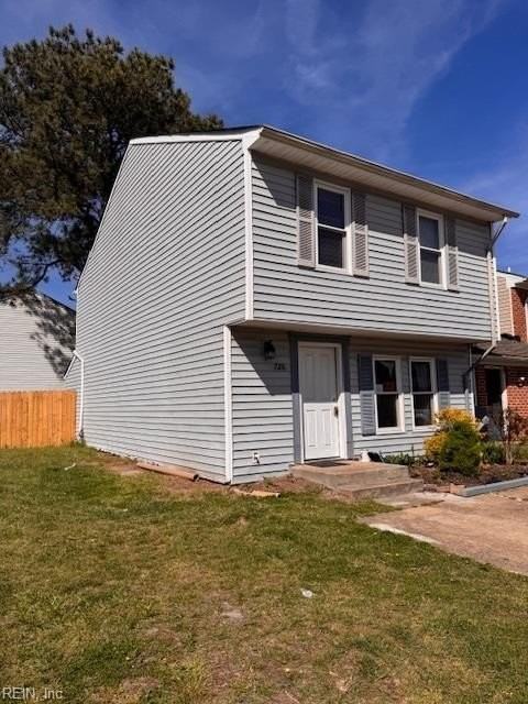 726 Wolftrap Ln - Photo 4 of 46