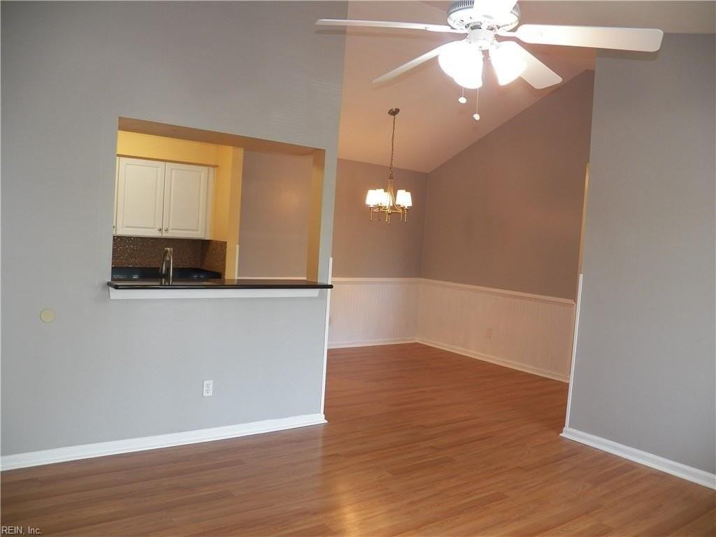 12663 Daybreak Cir - Photo 4 of 39