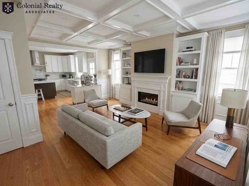 42 Parsons St - Photo 3 of 10