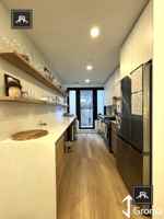 featured image of 1576 Beacon St