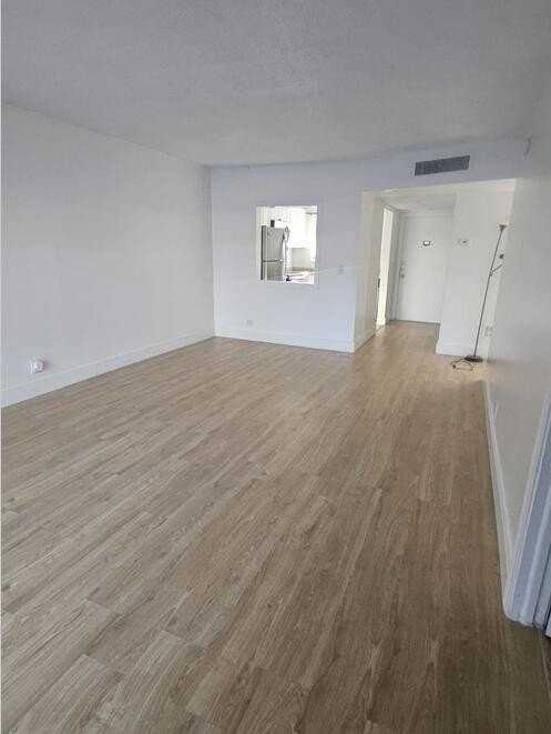 1630 Embassy Dr #105 - Photo 4 of 14